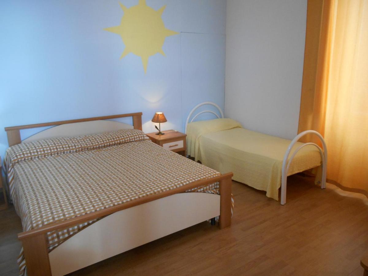 SantʼAlfio Al Villino Sunshine In Villa Con Piscina Ed Idromassaggio מראה חיצוני תמונה