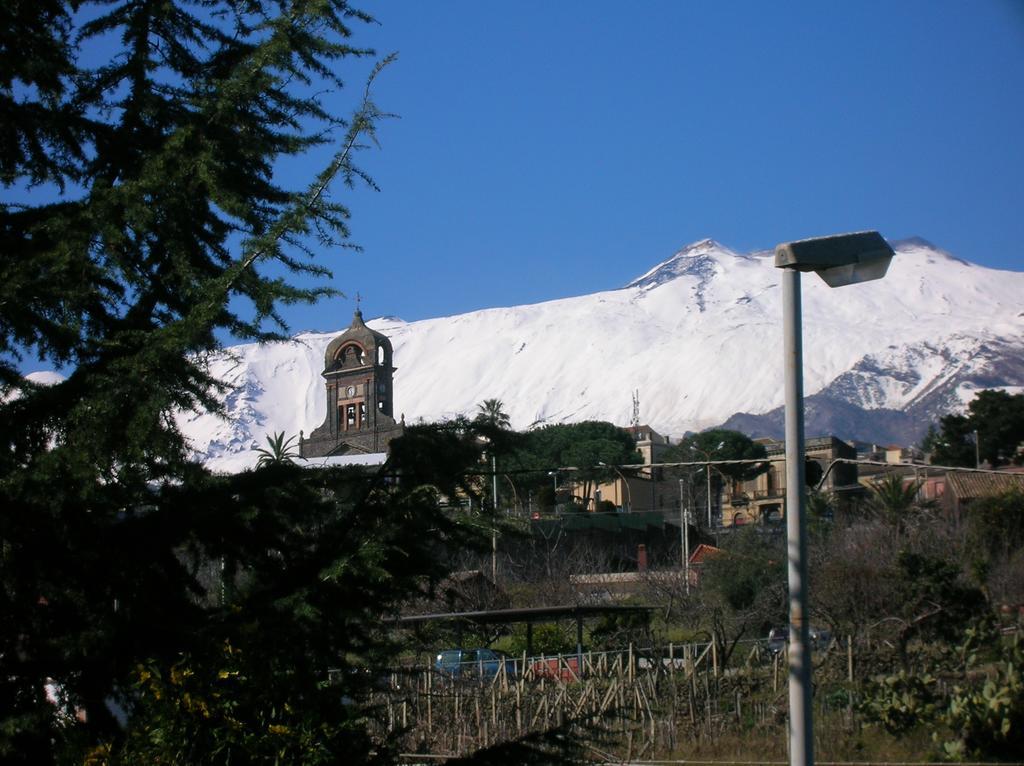 SantʼAlfio Al Villino Sunshine In Villa Con Piscina Ed Idromassaggio חדר תמונה
