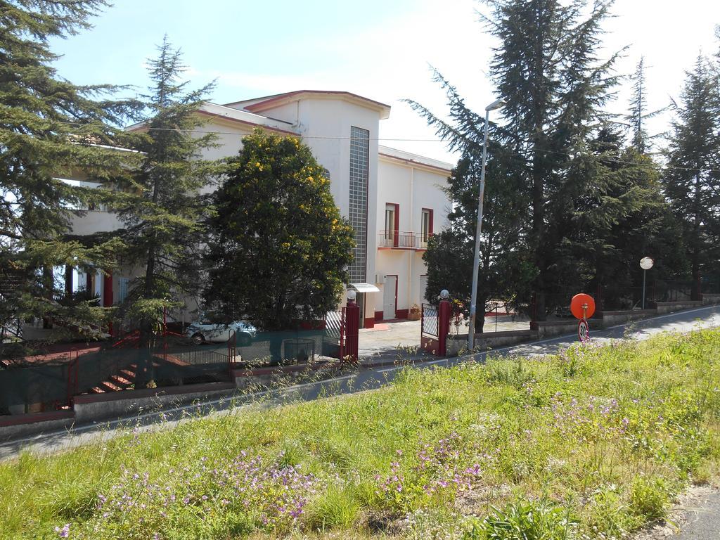 SantʼAlfio Al Villino Sunshine In Villa Con Piscina Ed Idromassaggio מראה חיצוני תמונה
