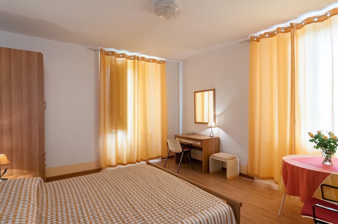SantʼAlfio Al Villino Sunshine In Villa Con Piscina Ed Idromassaggio מראה חיצוני תמונה
