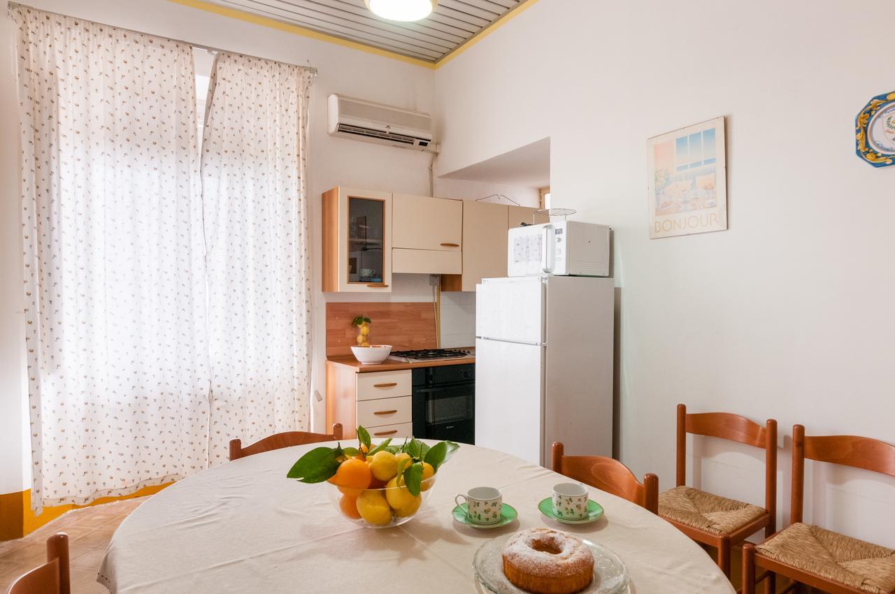 SantʼAlfio Al Villino Sunshine In Villa Con Piscina Ed Idromassaggio מראה חיצוני תמונה